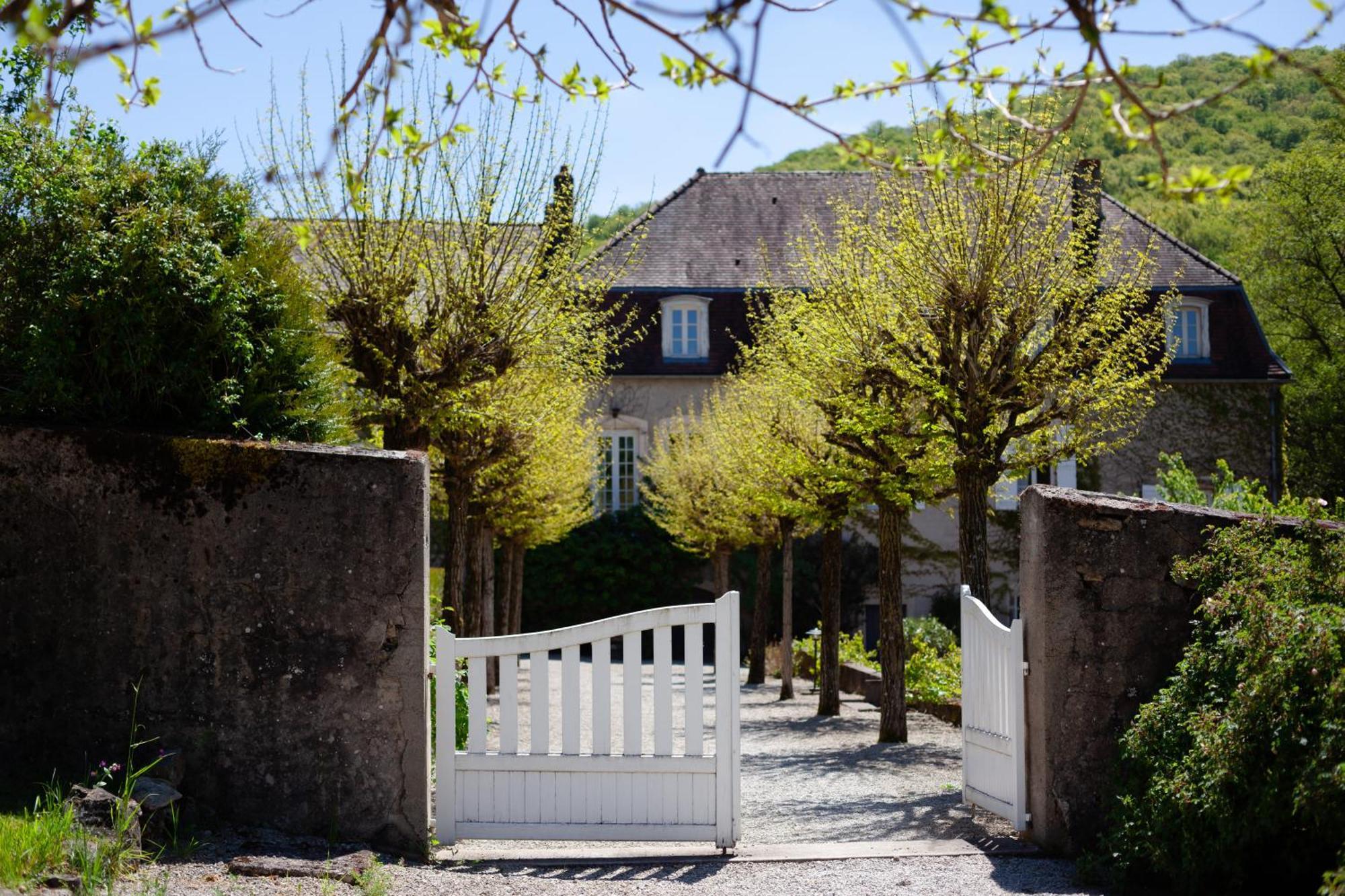 Апартаменты L'Annexe Du Moulin Renaudiots Отён Экстерьер фото